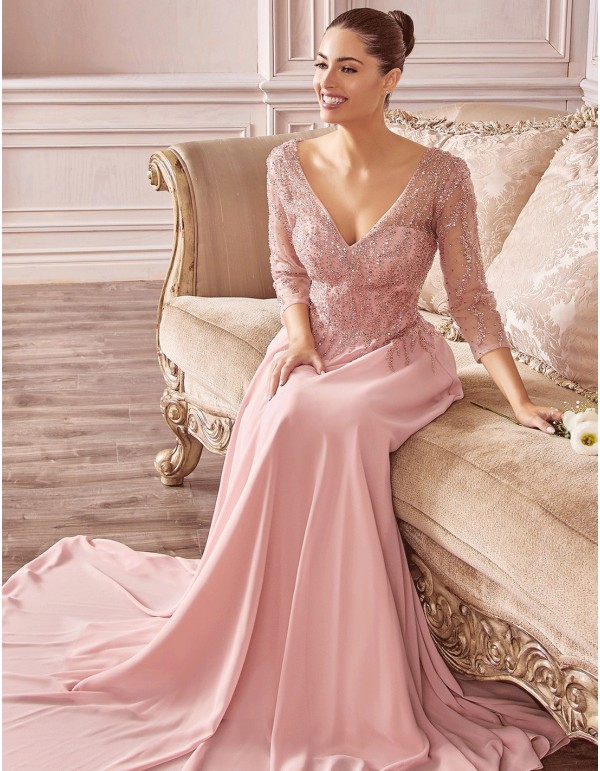 Vestido de fiesta largo con manga y cuerpo de pedrería 2