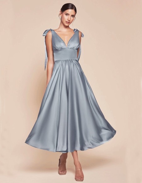 Satin midi dress with a floaty skirt for a guests
