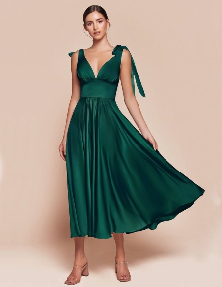 Vestido de fiesta midi de satén con falda de vuelo para invitada