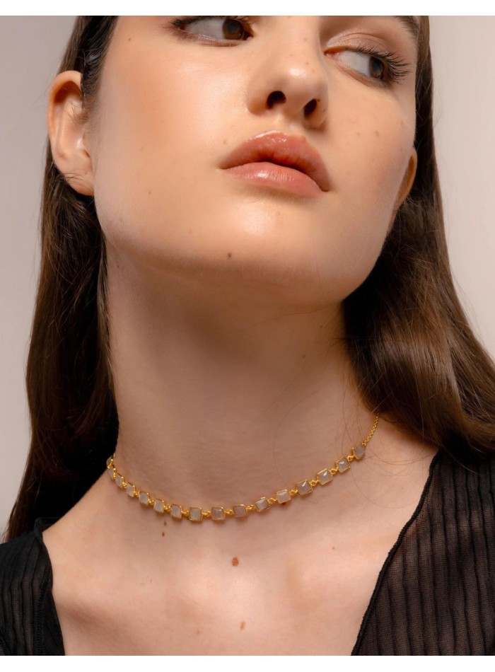 Choker dorado novia de piedraluna y blanco