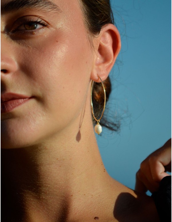 Pendientes minimalistas de aro con perlas naturales y...