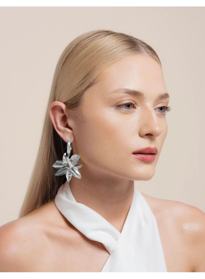 Silver plated prenhita flower earrings