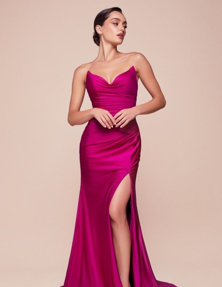 Gown satin dress with sweetheart neckline for guests