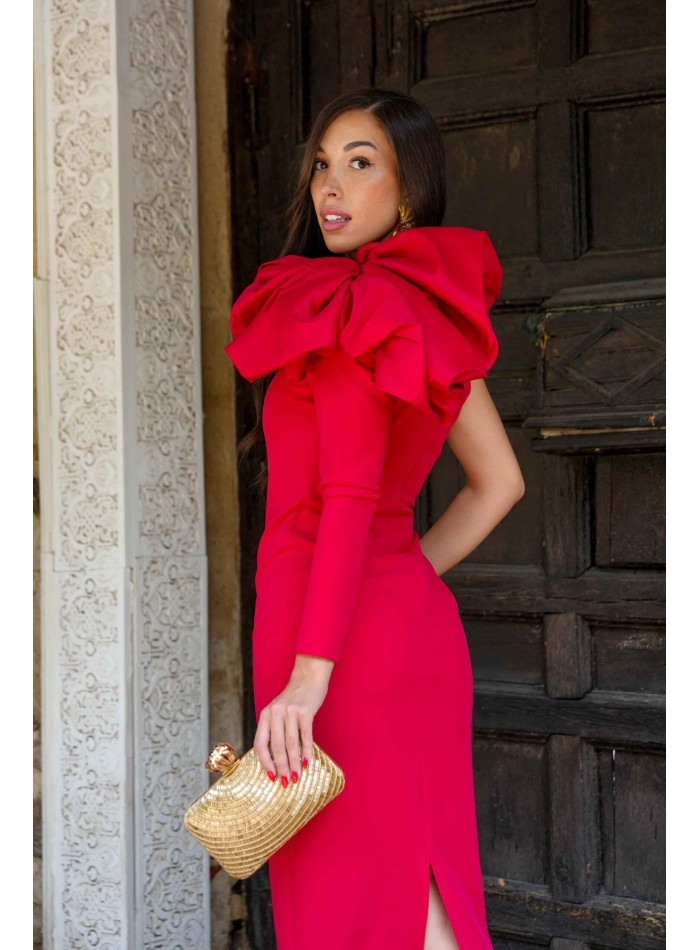 Asymmetrical red midi dress with maxi lacing on the shoulder