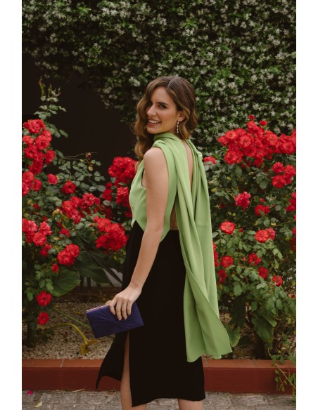 Vestido midi de fiesta para invitada bicolor con fular y escote en pico