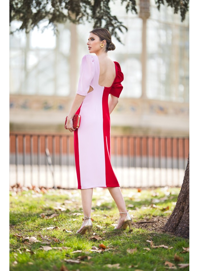 Vestido midi bicolor para invitada con cut-out
