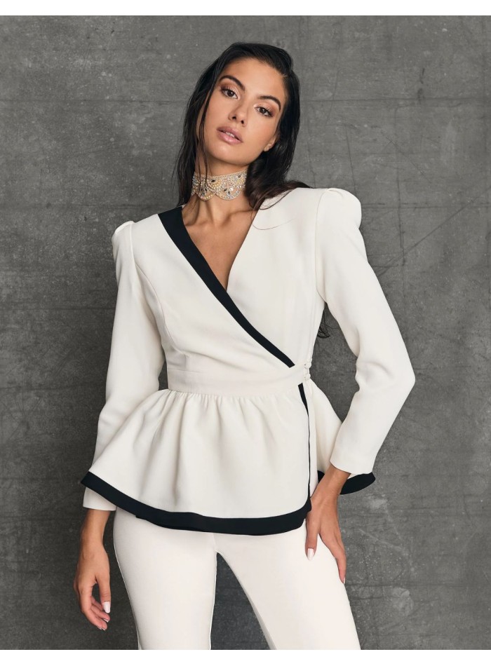 Veste de costume peplum à double boutonnage en blanc