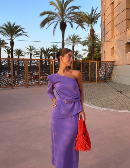 Asymmetrical top with long sleeves and pencil skirt set