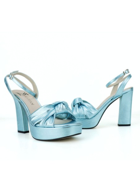 Metallic party sandals with platform and bracelet closure