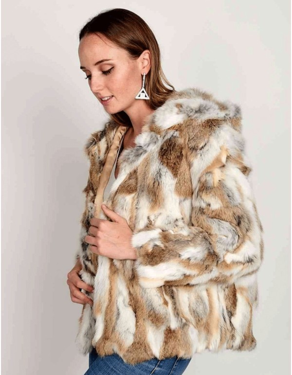 Veste en fourrure de lapin avec capuche