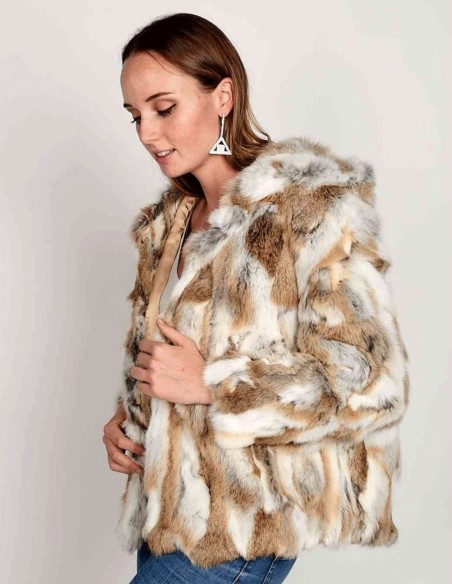 Veste en fourrure de lapin avec capuche