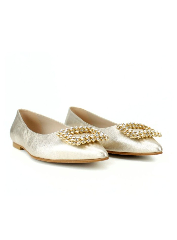 Ballerina flat with decorative detail and metallic finish