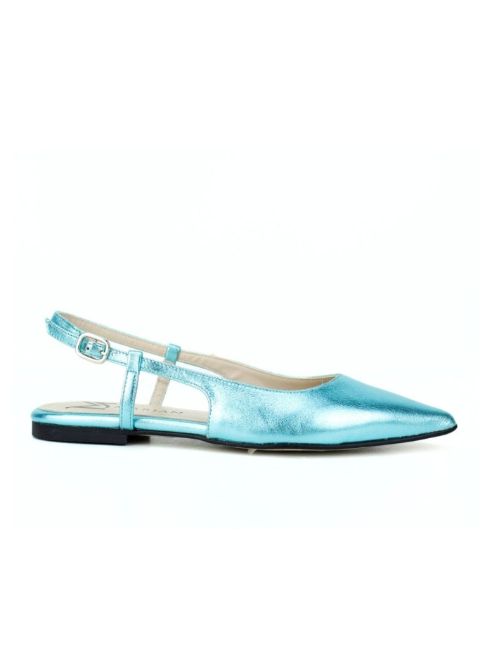 Ballerina pumps with metallic heel and pointed toe finish