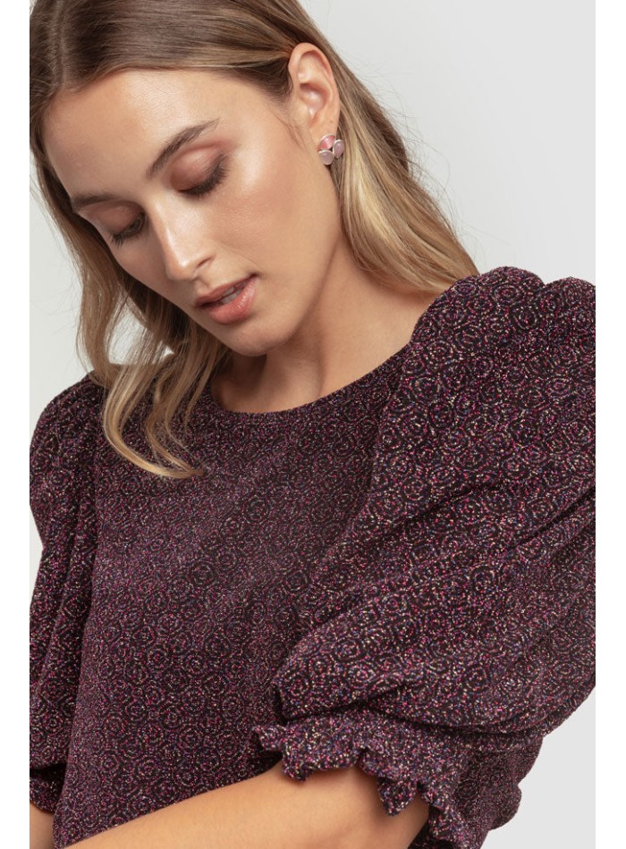 Blusa negra lúrex con mangas abullonadas y...