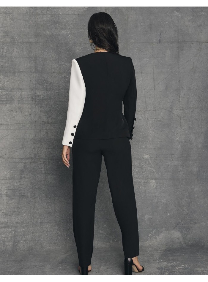 Pantalon coupe droite de couleur noire