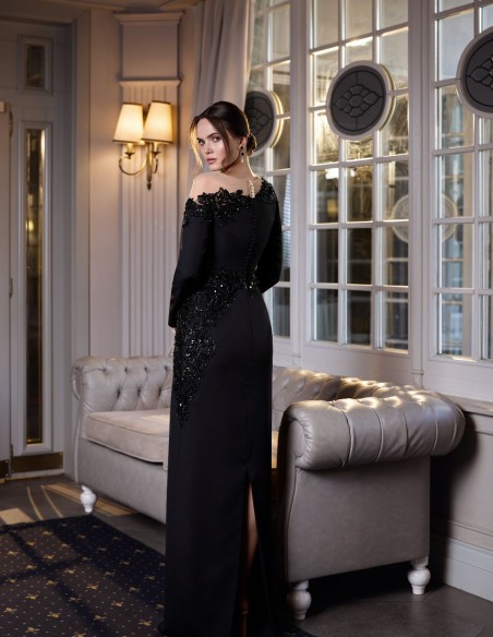 Long party dress with asymmetrical bodice and embroideries