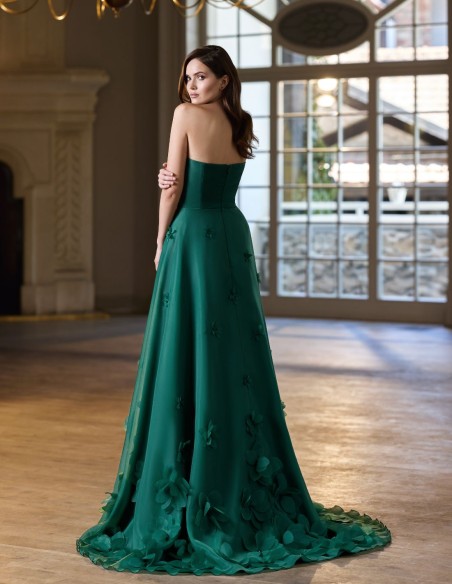 Gown dress for guest with 3D flowers and removable bolero