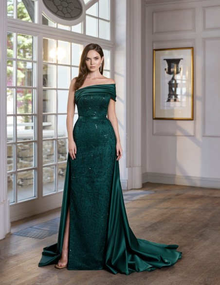 Vestido de fiesta largo con escote asimétrico y cola desmontable verde Vestido de fiesta largo con escote asimétrico y cola desmontable verde