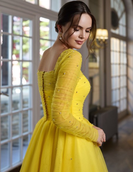 Party dress with square neckline and flowing skirt