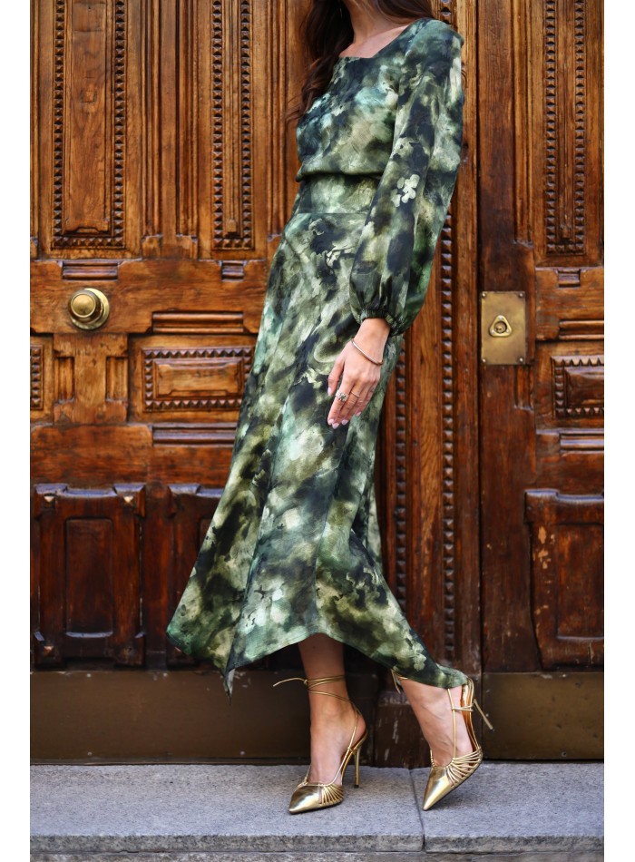 Asymmetrical printed midi skirt for guests