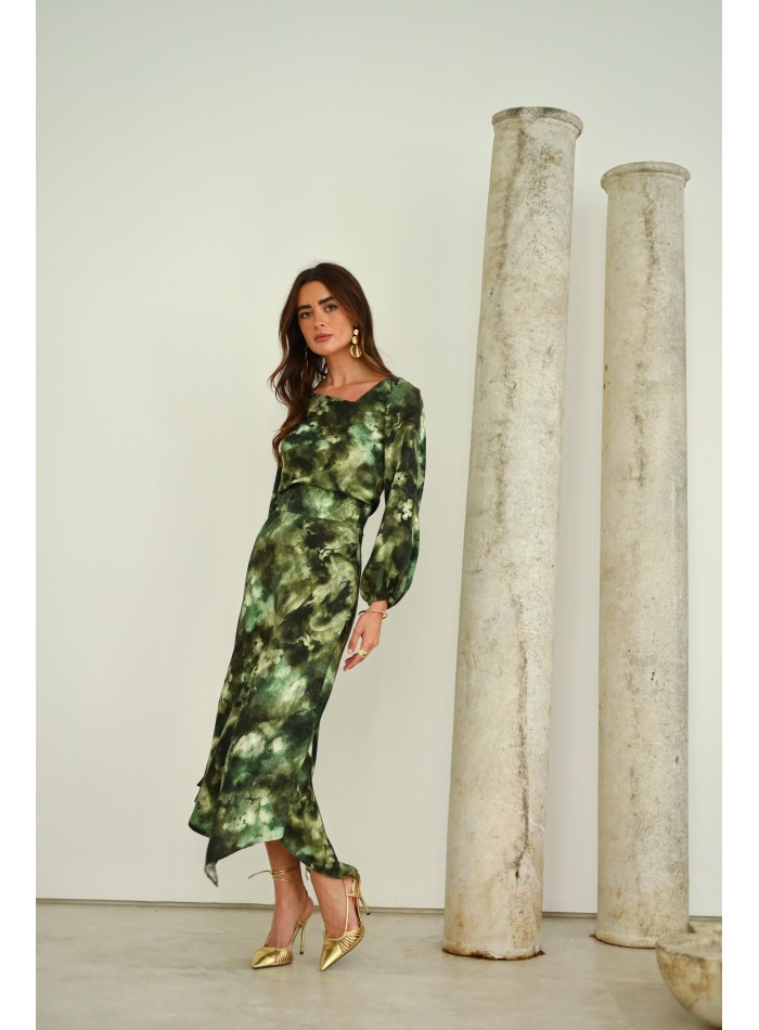 Asymmetrical printed midi skirt for guests