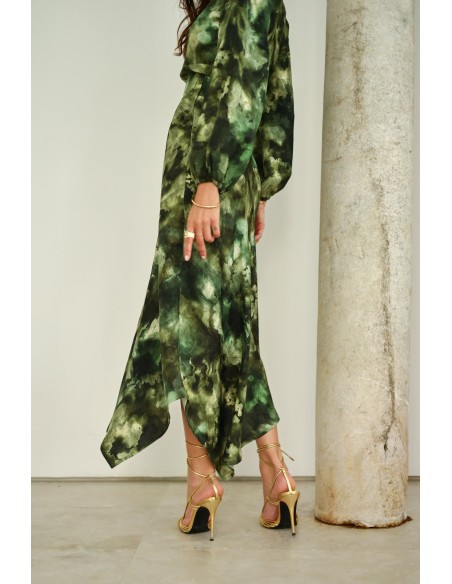Asymmetrical printed midi skirt for guests