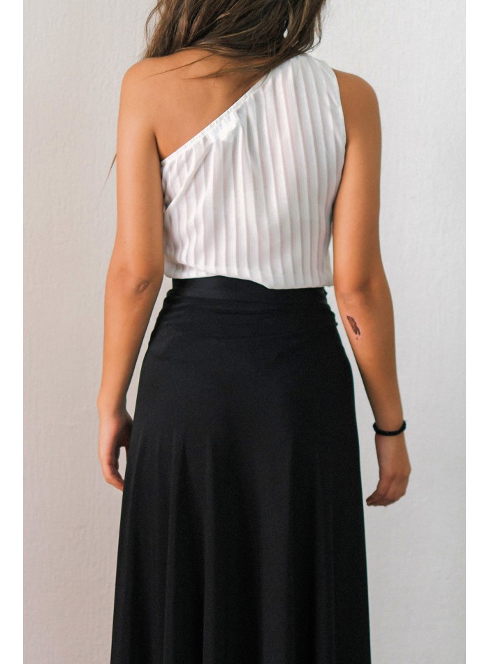 White Chiffon Blouse With Lace Up Detail Invitadisima