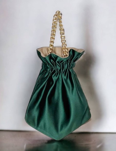 Golden chain bag hotsell