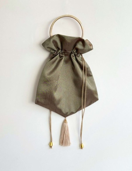 Party pump with golden and taffeta handle