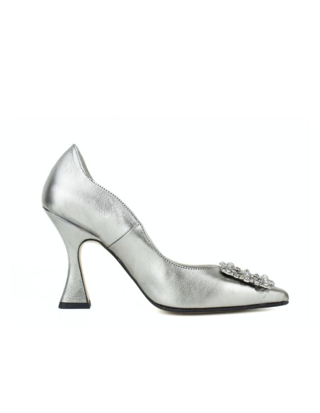 Chaussures à talons en daim avec broche brillante