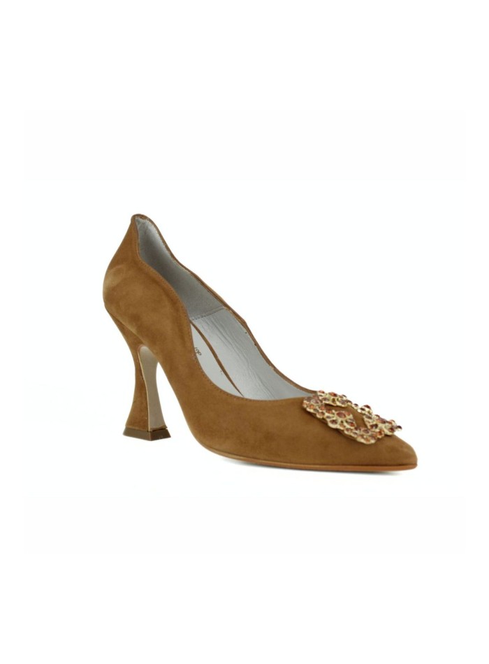 Zapatos de tacón de ante con broche brillante