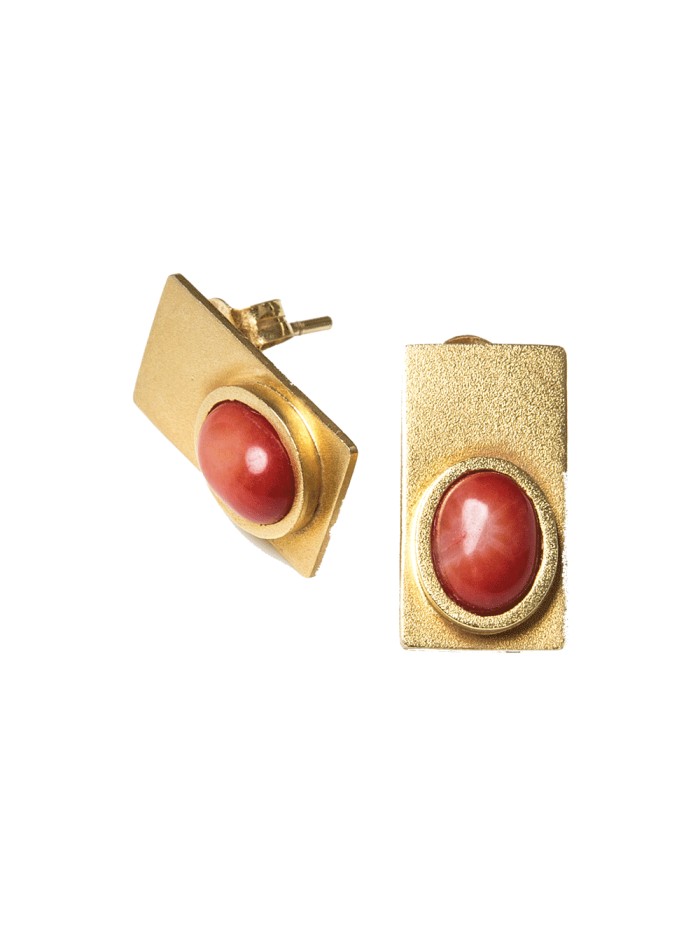 Rectangular earrings with coloured stones
