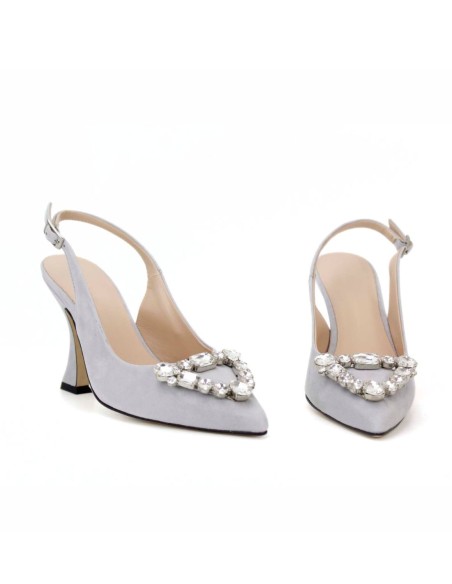 Heeled heeled shoe in gray suede with rhinestone details