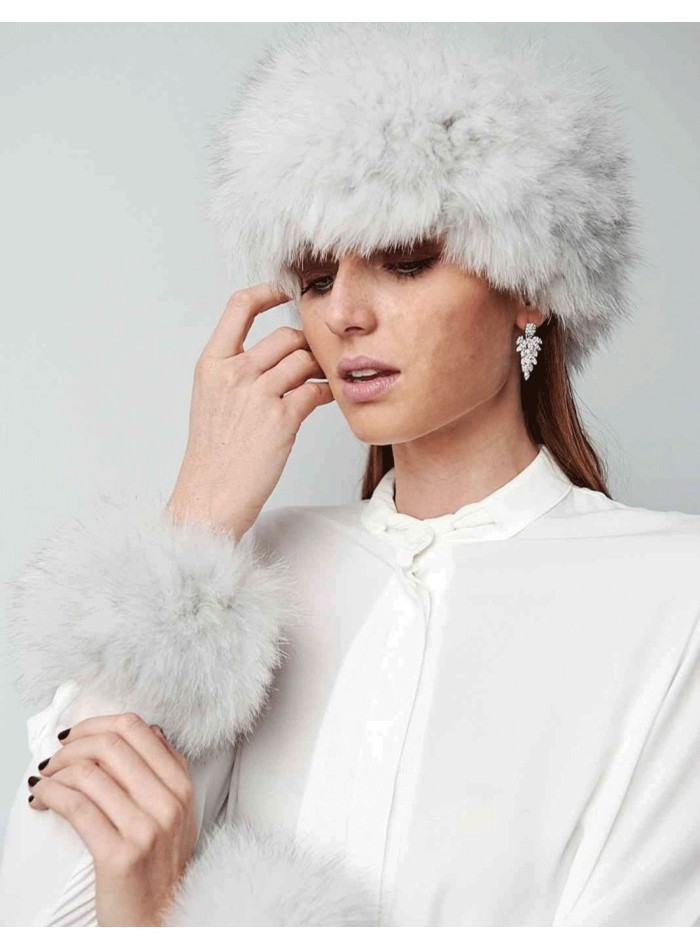 Multiposition Natural Fox Fur Collar and Cuffs