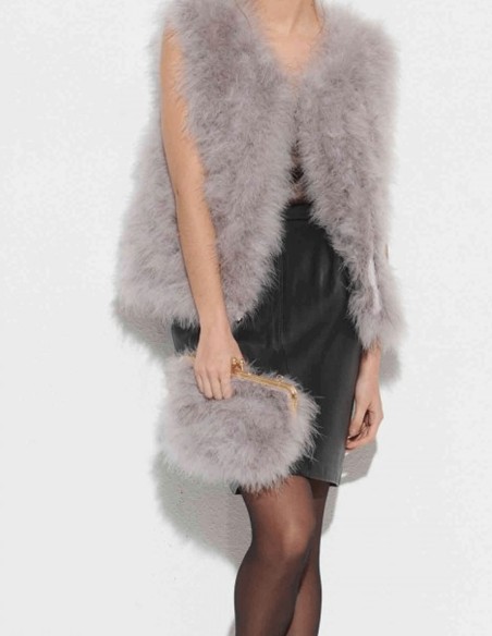 Bolso de mano con plumas de avestruz