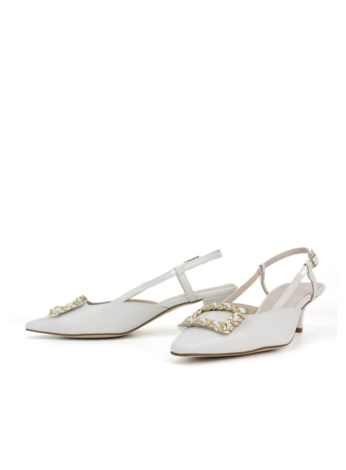 Heeled heeled white shoe with rhinestones detail
