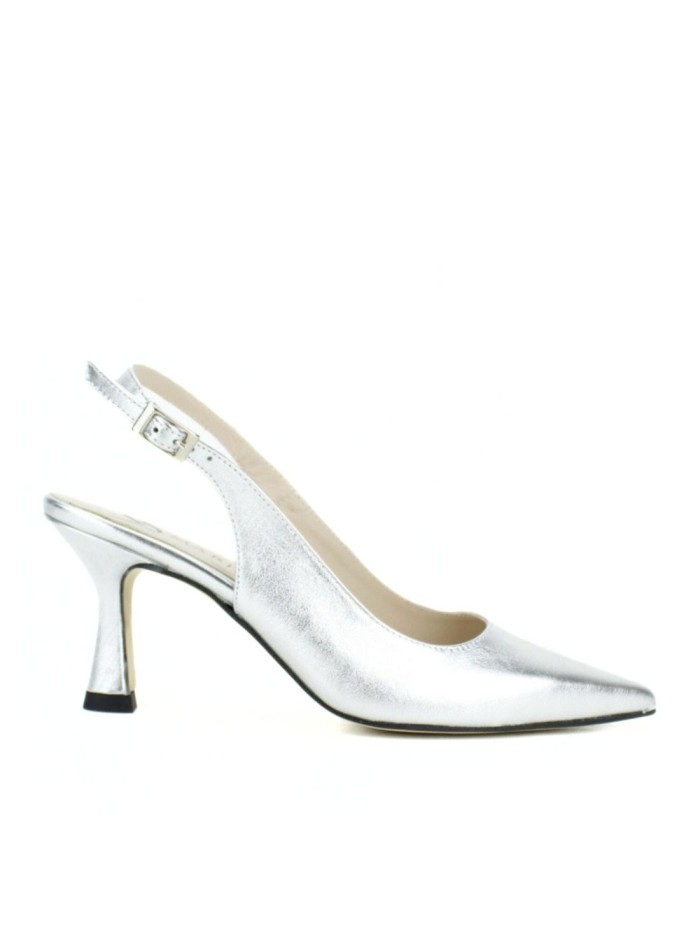 Heeled heeled shoes with silver metallic finish