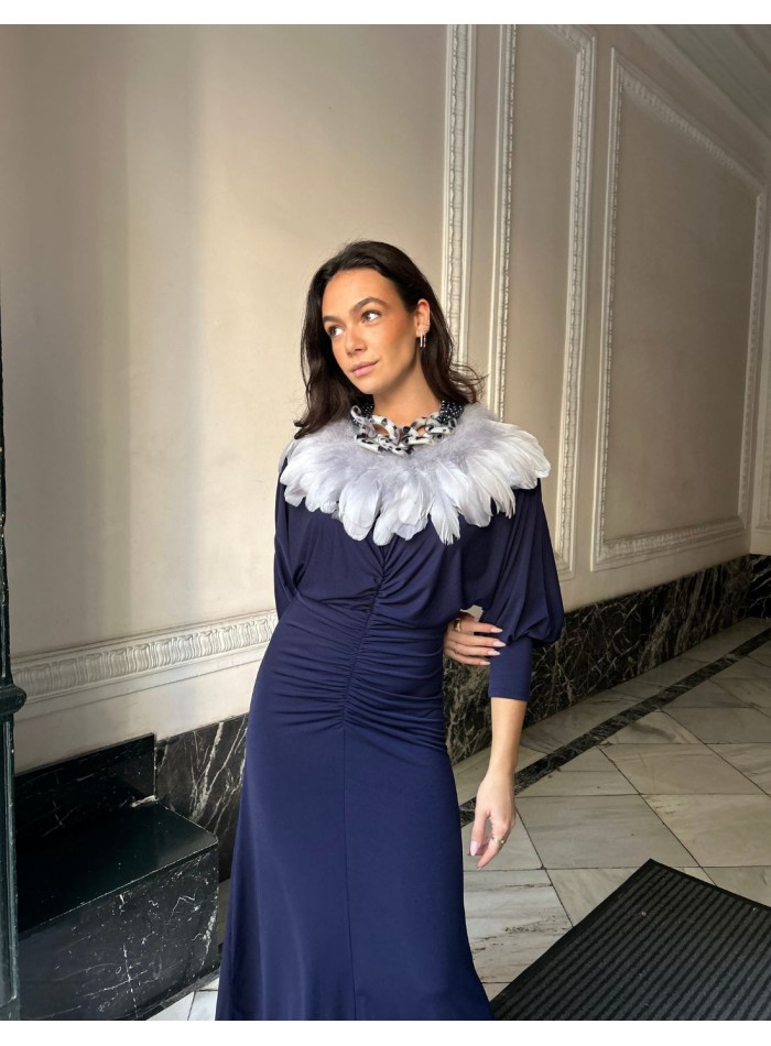 Natural feather collar