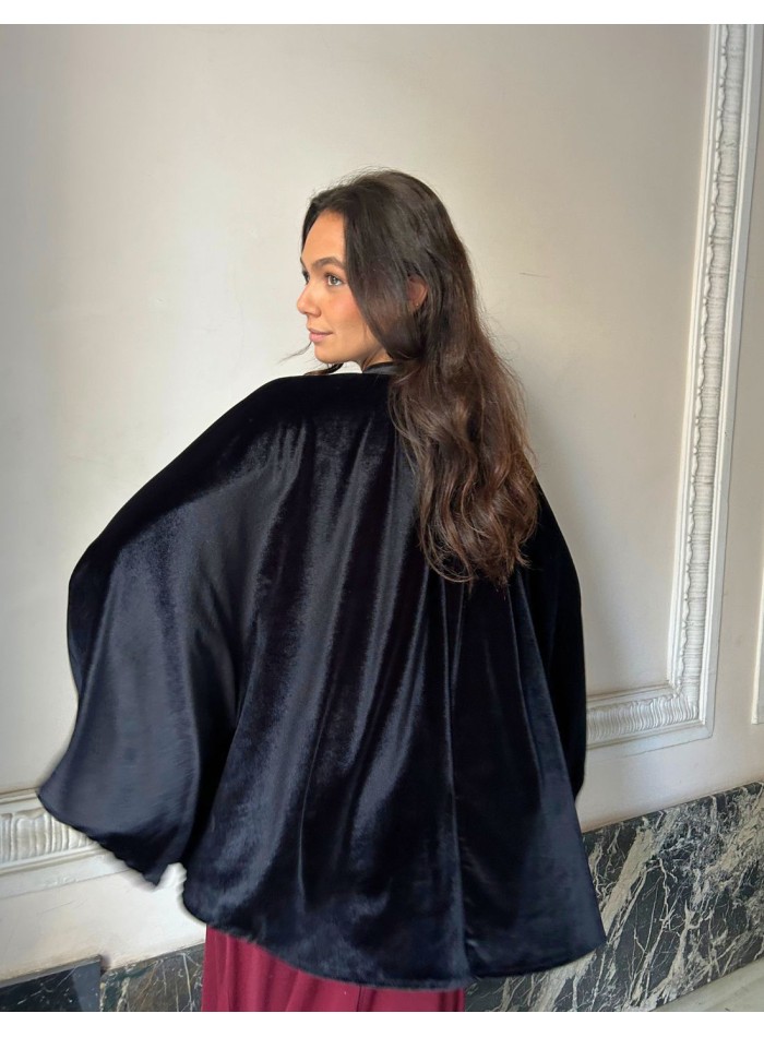 Short velvet coat with ruffle and slit