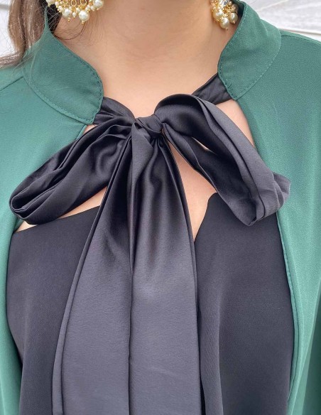 Reversible long event cape with loop