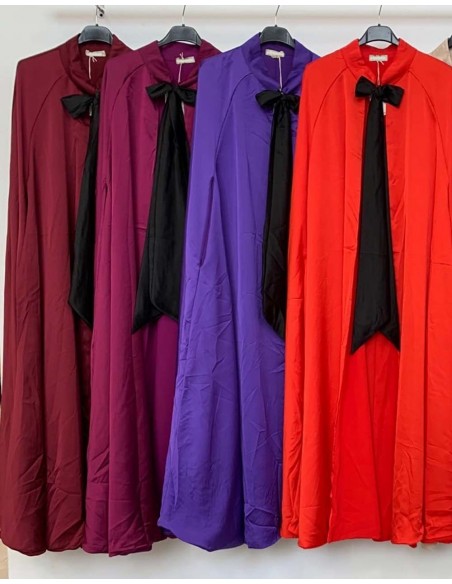 Reversible long event cape with loop