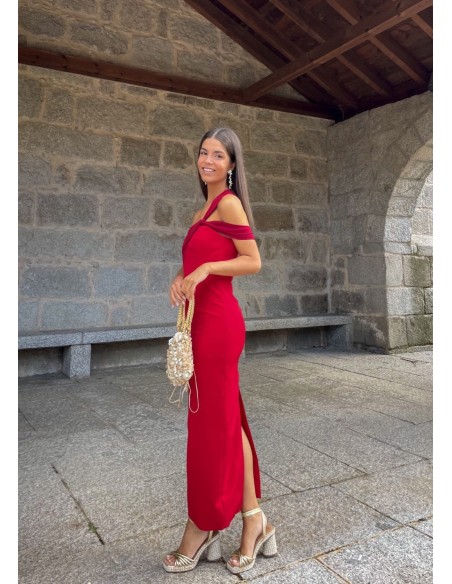 Long red guest dress with sling