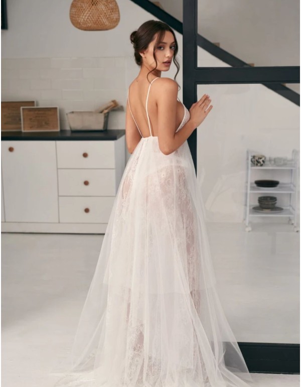 Camisón de novia marfil en gasa y encaje con tirantes