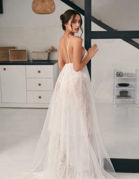 Camisón de novia marfil en gasa y encaje con tirantes