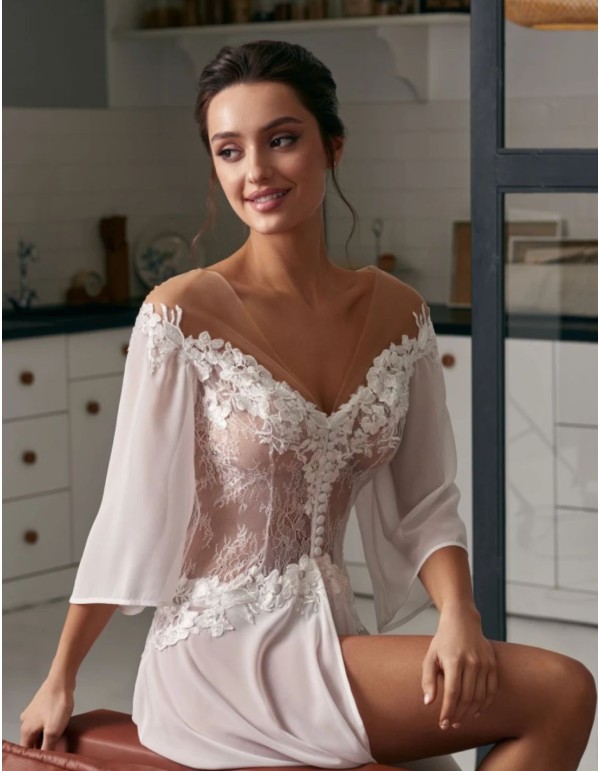 Camisón largo de novia marfil con cuerpo de encaje floral 2