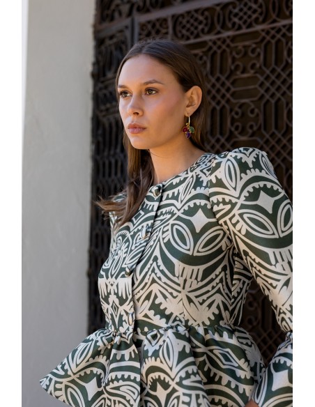 Blusa de fiesta con volante peplum y mangas abullonadas