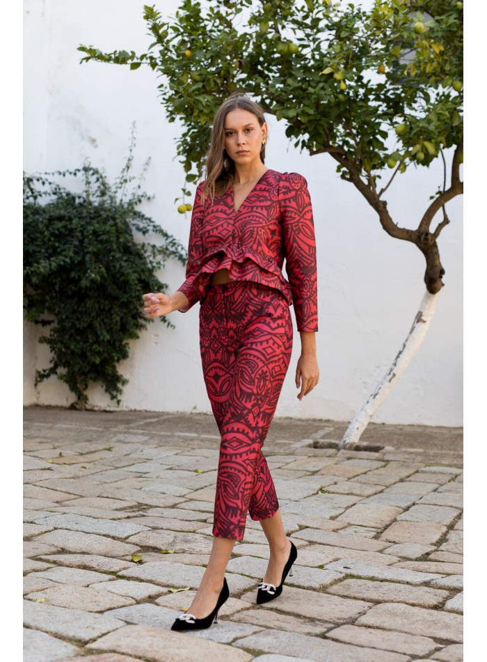 Blusa estampado rojo y burdeos con manga...