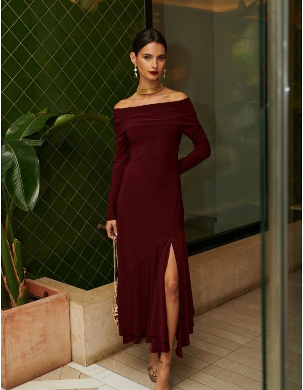 Robe de soirée midi avec encolure bateau et jupe asymétrique