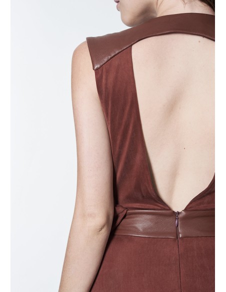 Robe longue avec dos ouvert et ceinture en cuir