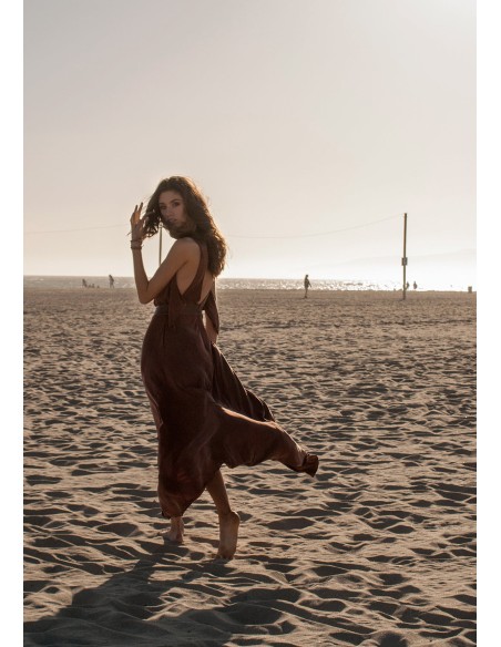 Long dress with open back and leather sash